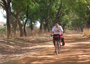 anne marie à vélo